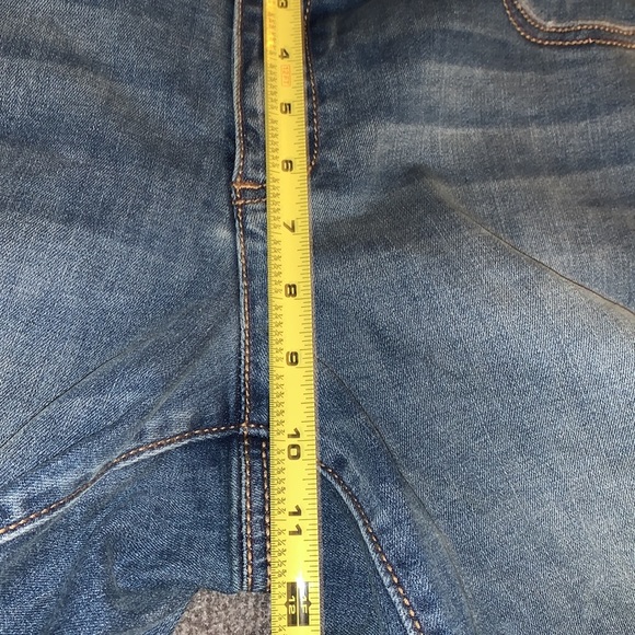 INC Shorts - Picture 6 of 7